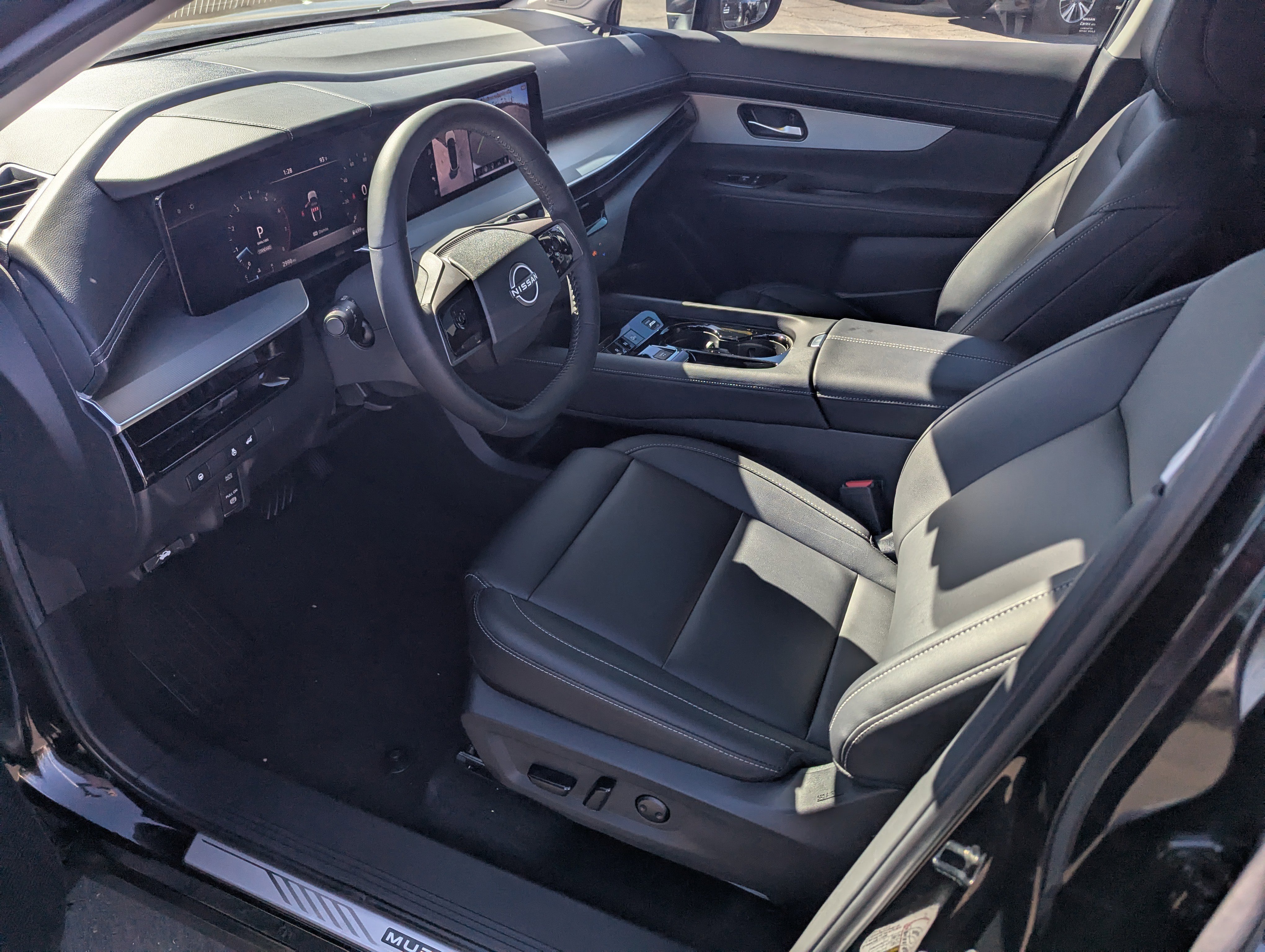 Certified 2025 Nissan Murano SL image 9