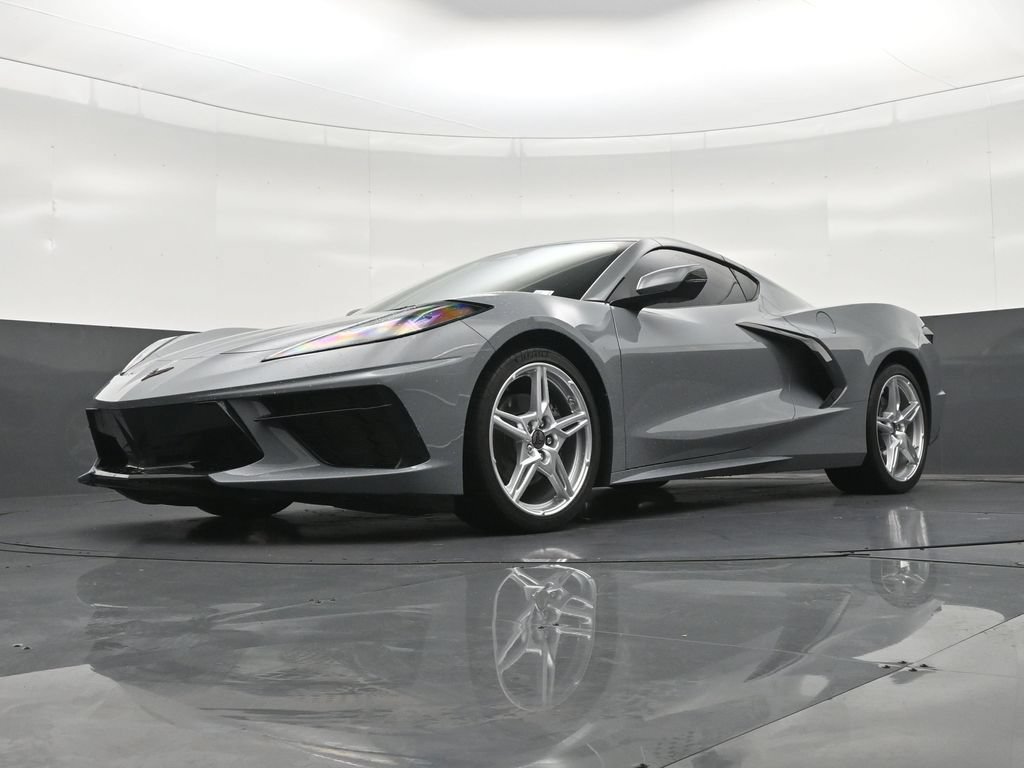 Used 2025 Chevrolet Corvette Stingray Coupe w/ 1LT RWD image 23