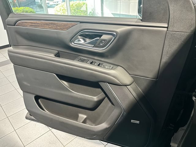 Used 2022 Chevrolet Tahoe High Country AWD/4WD image 26