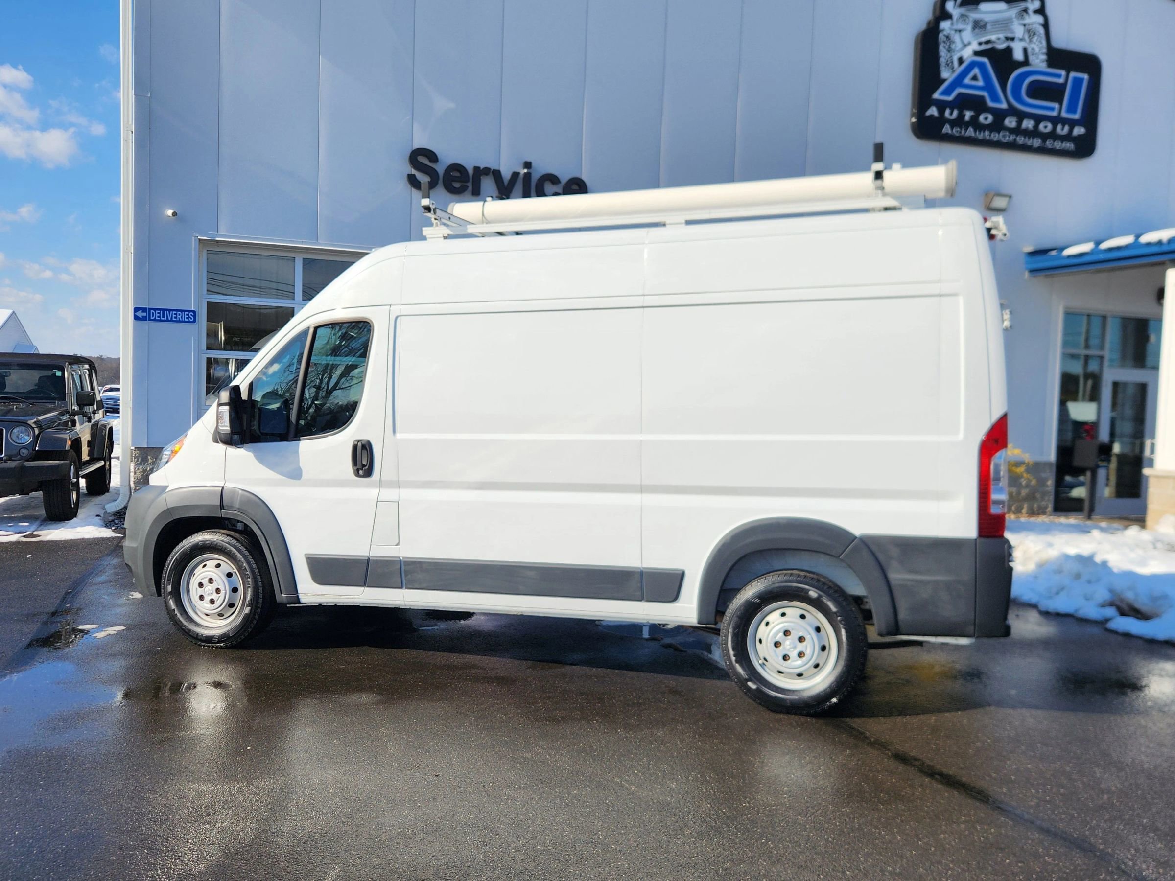 Used 2018 RAM ProMaster 2500 w/ Interior Convenience Group image 9