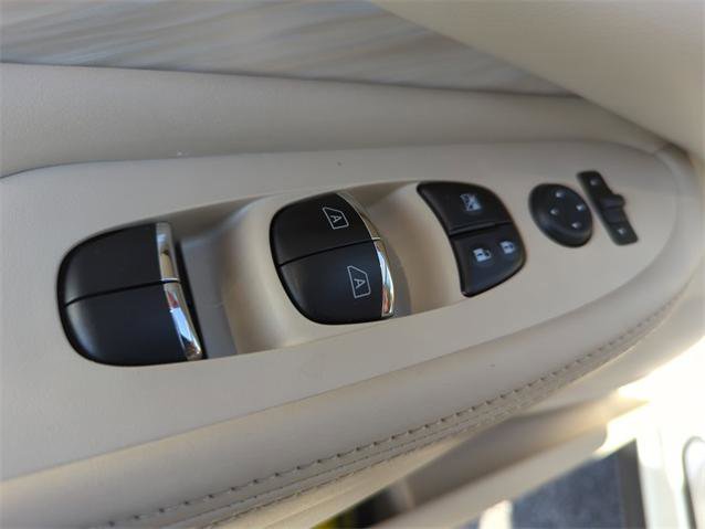 Certified 2018 Nissan Murano Platinum w/ Cargo Package image 26