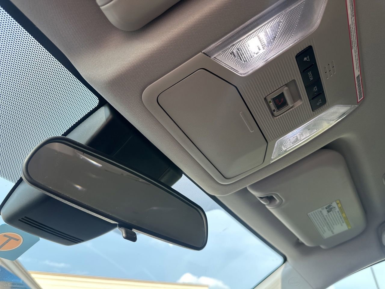 Used 2023 Toyota RAV4 LE FWD image 25