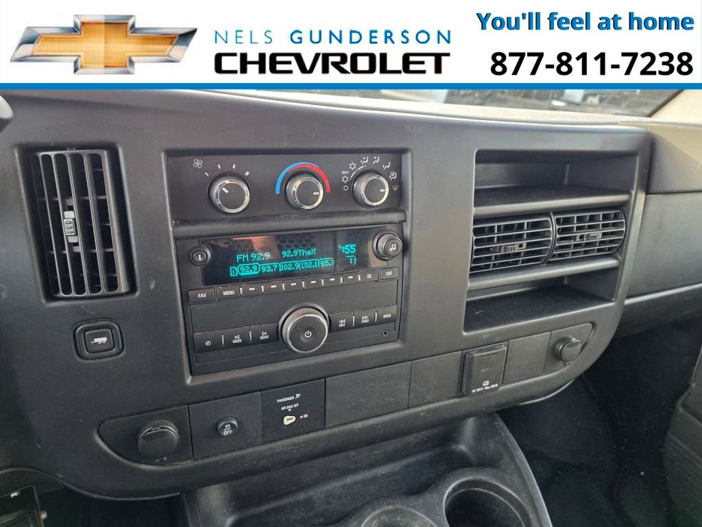Used 2015 Chevrolet Express 3500 Extended image 12