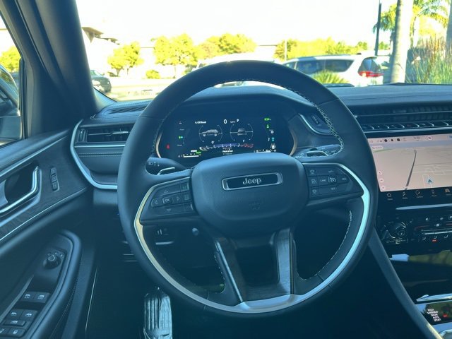 Used 2024 Jeep Grand Cherokee Limited 4xe image 22