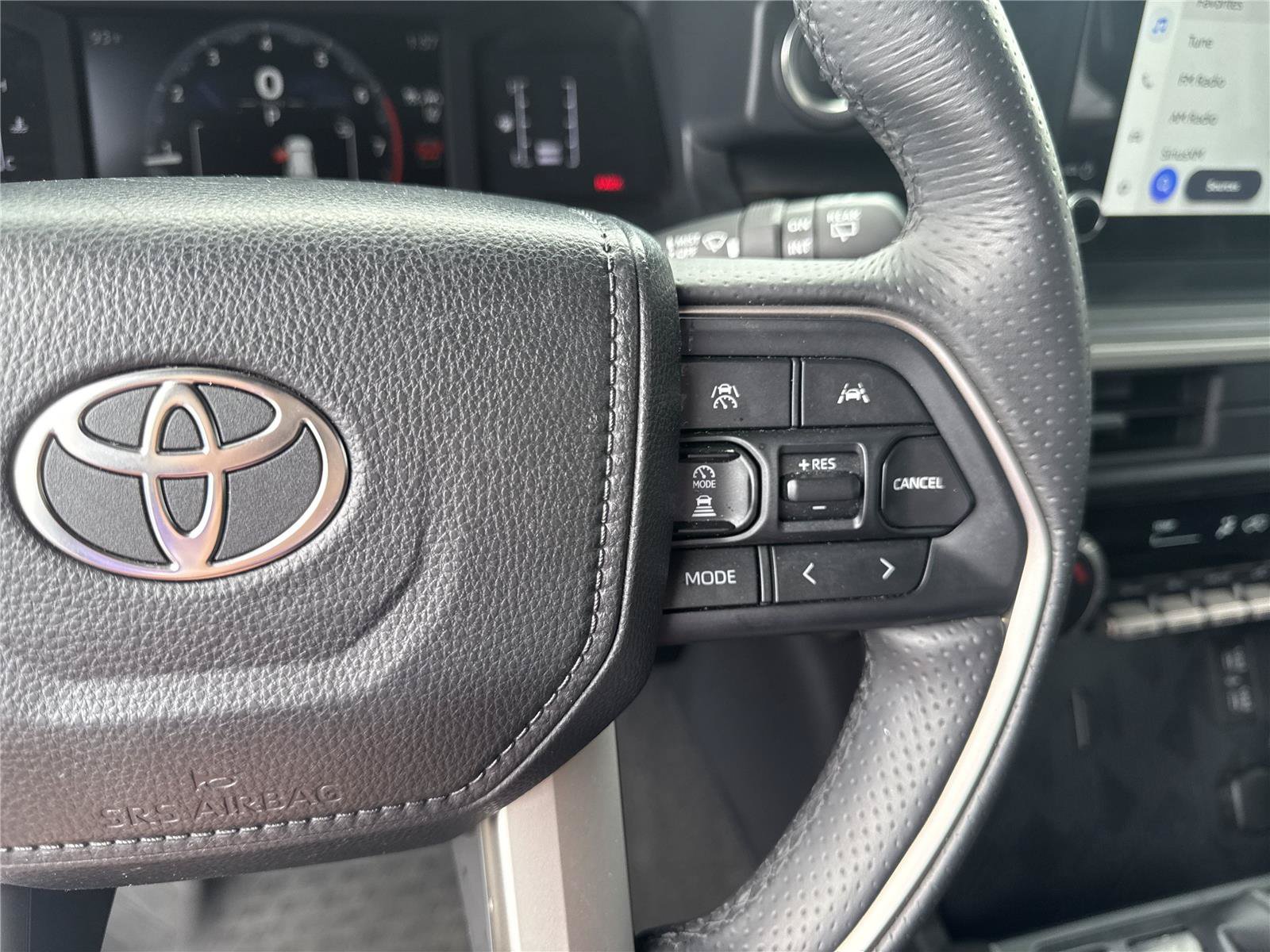 Used 2025 Toyota 4Runner SR5 RWD image 23
