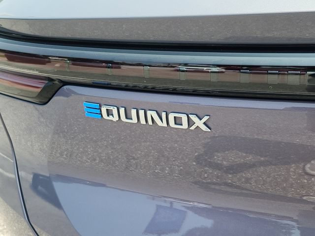 Used 2024 Chevrolet Equinox EV LT FWD image 29