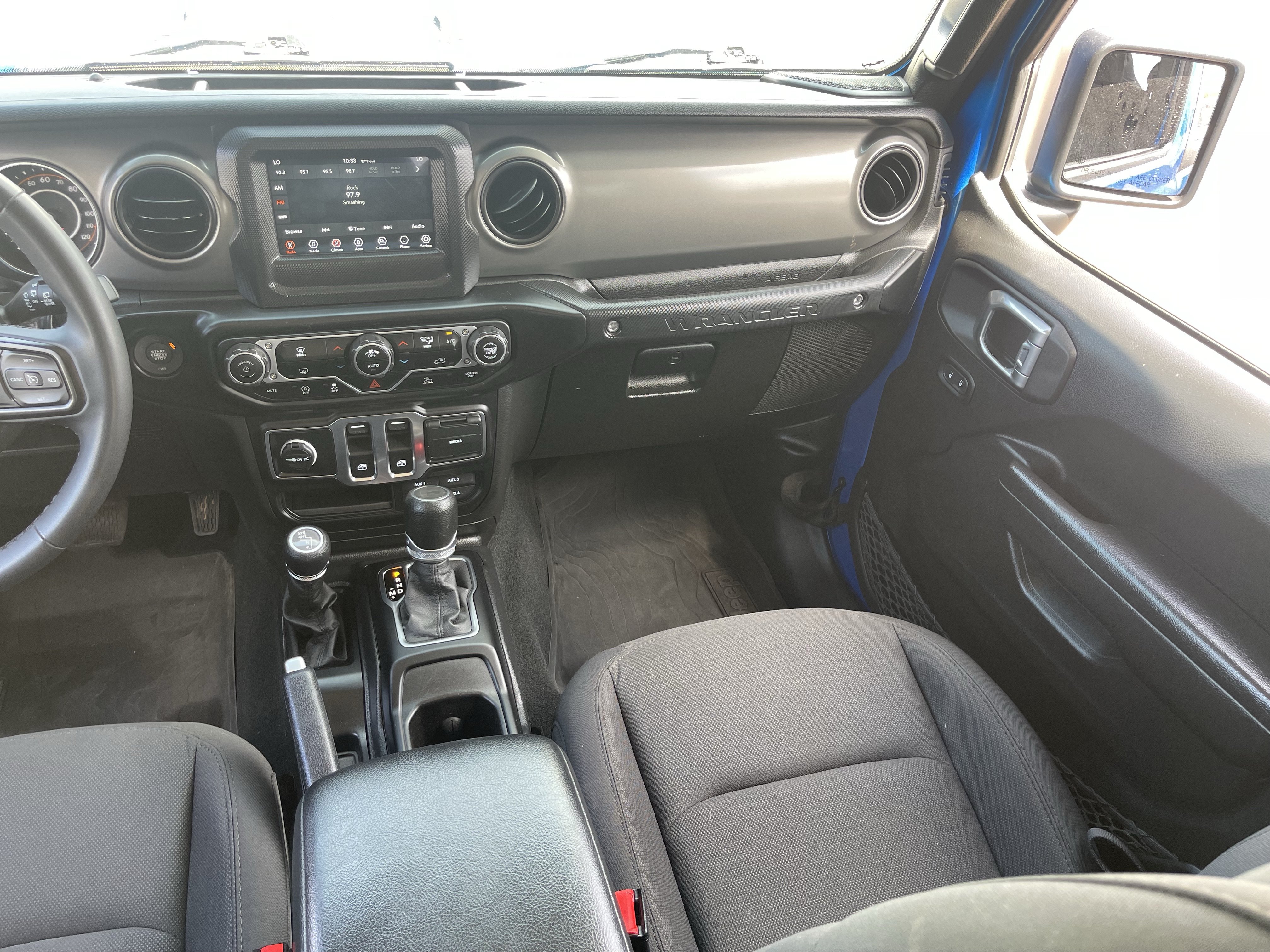 Certified 2023 Jeep Wrangler Sport AWD/4WD image 13