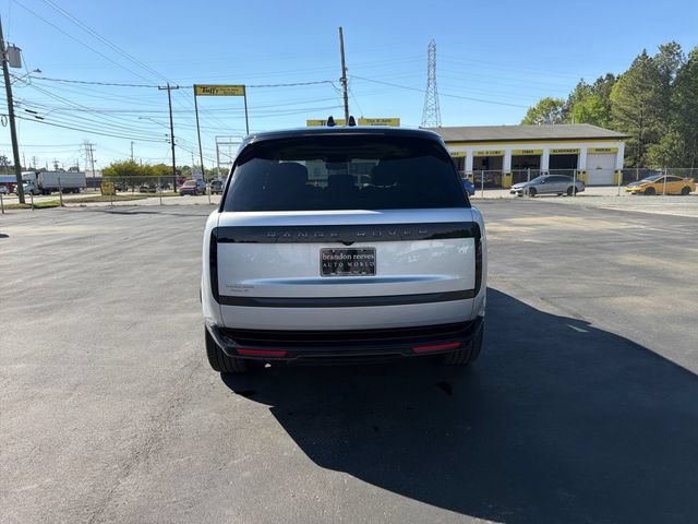 Used 2025 Land Rover Range Rover SE AWD/4WD image 7