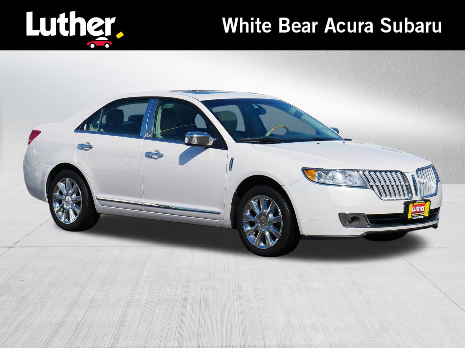 Used 2012 Lincoln MKZ FWD image 1