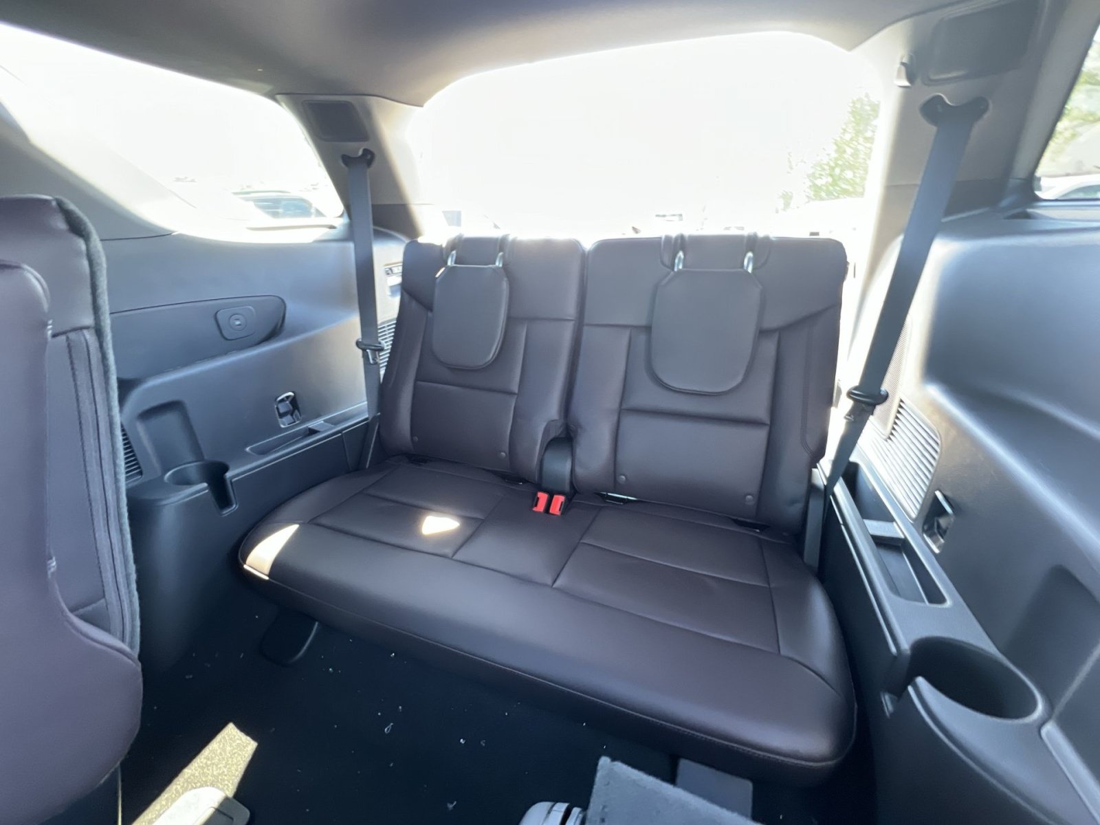 New 2026 Ford Explorer Platinum w/ LUX Leather Package AWD/4WD image 34
