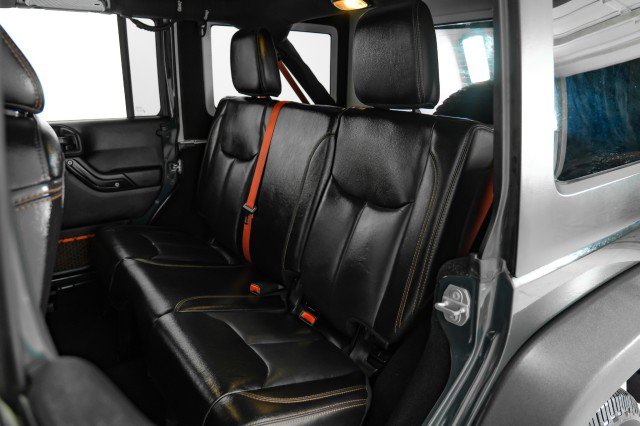 Used 2017 Jeep Wrangler Unlimited Rubicon image 34