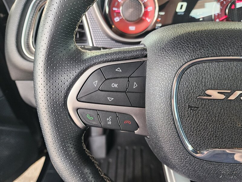 Used 2016 Dodge Challenger SRT Hellcat RWD image 33