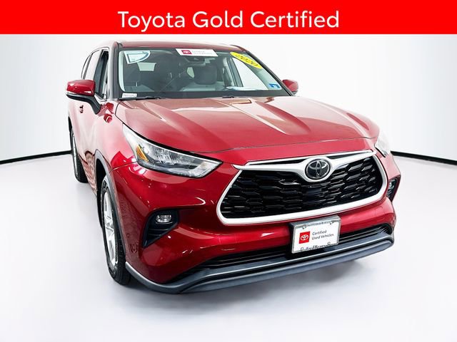 Certified 2020 Toyota Highlander LE image 1