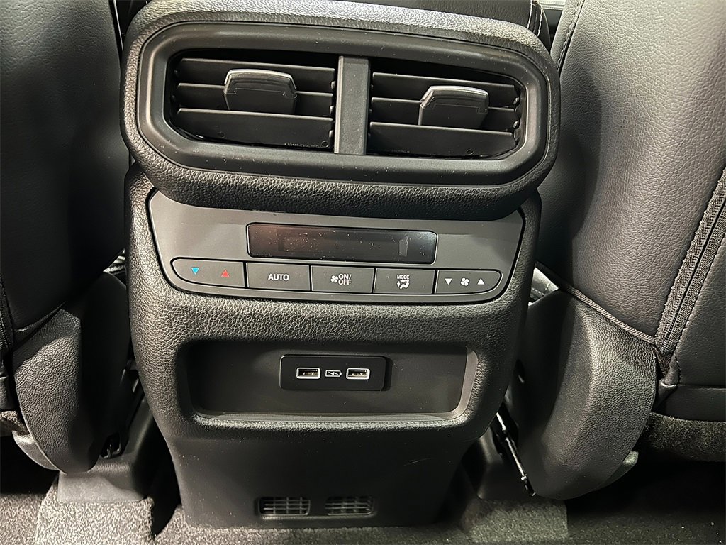 New 2025 Honda Pilot EX-L image 30