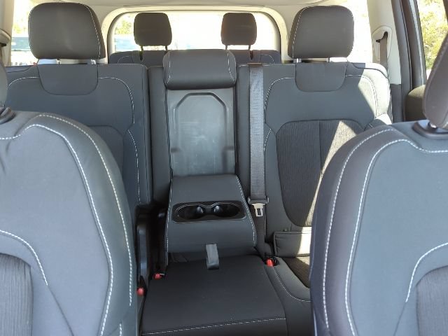Used 2021 Jeep Grand Cherokee L Laredo w/ Luxury Tech Group I AWD/4WD image 21