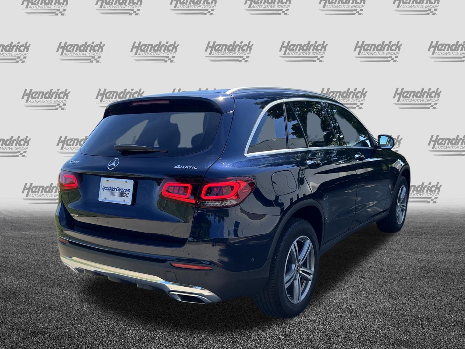 Used 2022 Mercedes-Benz GLC 300 4MATIC w/ Premium Package Lite image 11
