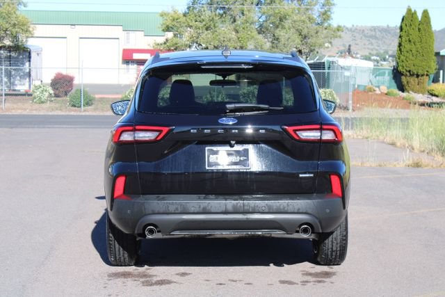 Used 2025 Ford Escape ST-Line Select w/ Tech Pack #2 AWD/4WD image 5