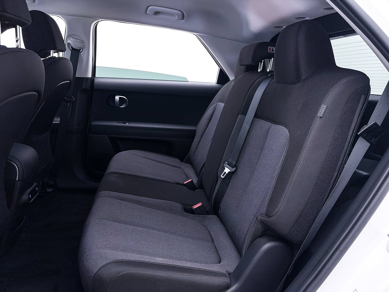 Used 2024 Hyundai Ioniq 5 SE RWD image 35