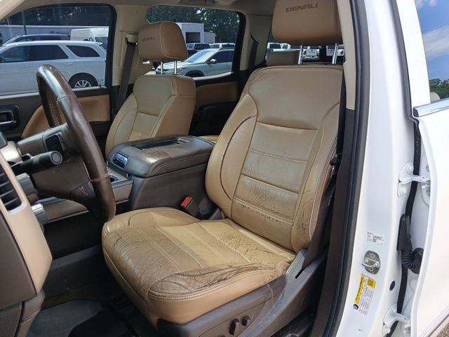 Used 2017 GMC Sierra 2500 Denali w/ Duramax Plus Package AWD/4WD image 39