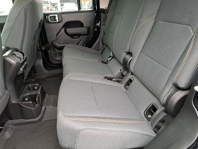 New 2026 Jeep Gladiator Sport AWD/4WD image 10