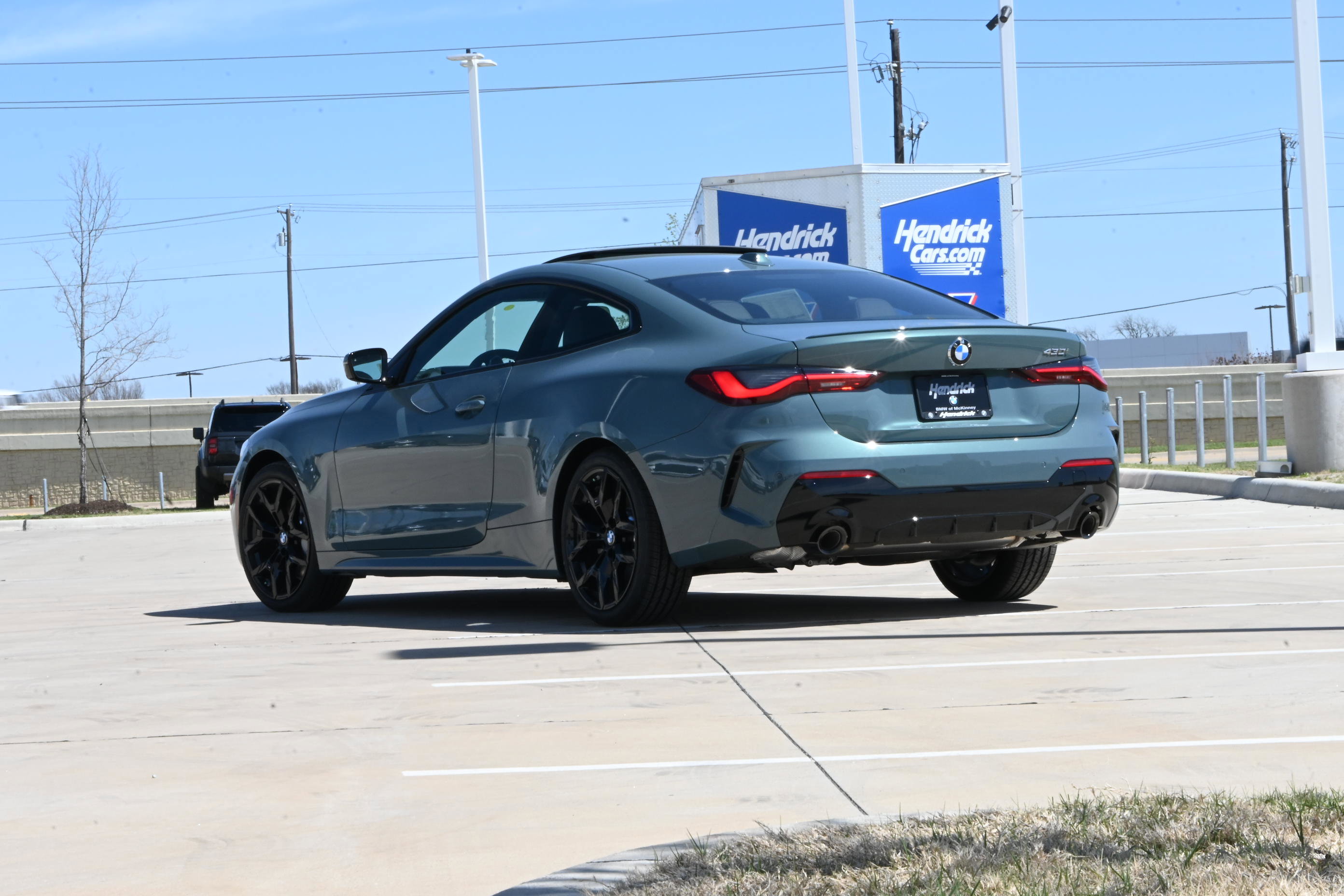 New 2026 BMW 430i Coupe w/ M Sport Package image 2