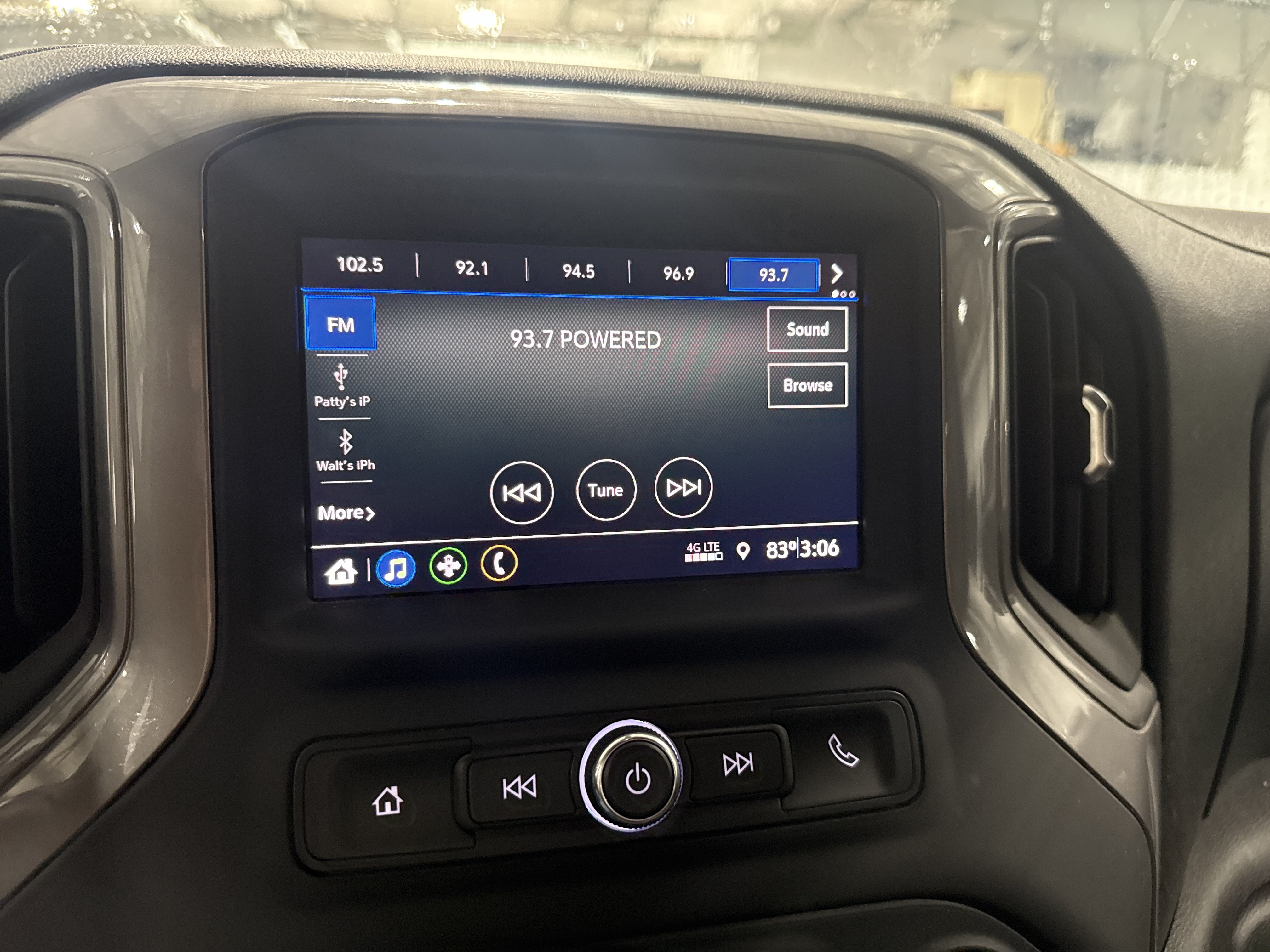 Used 2021 Chevrolet Silverado 1500 Custom AWD/4WD image 12