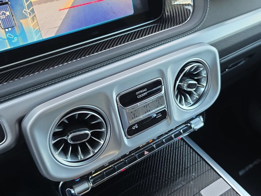 Used 2025 Mercedes-Benz G 63 AMG 4MATIC w/ Seat Comfort Package image 29