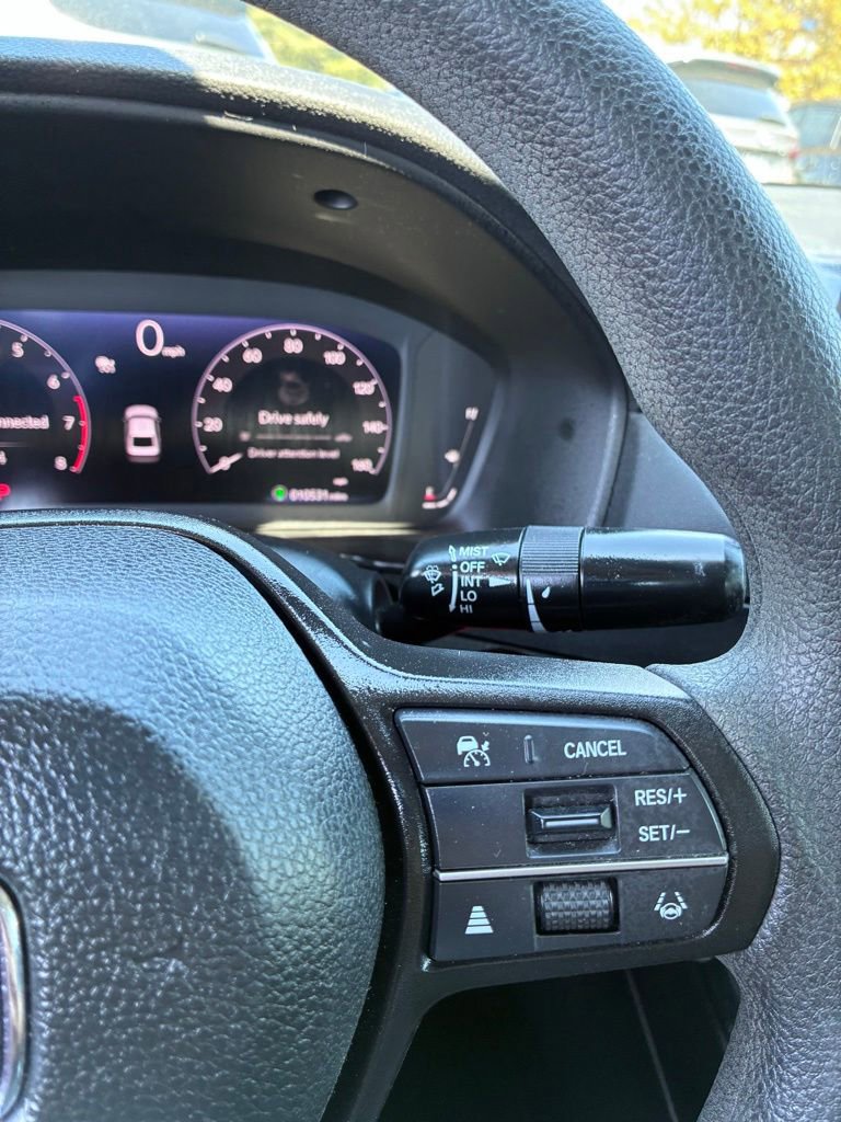 Used 2025 Honda Accord SE image 27