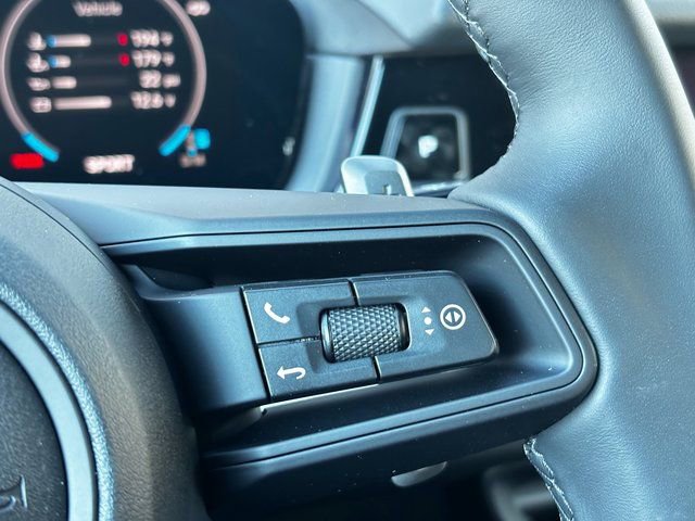 New 2026 Porsche Cayenne S image 17