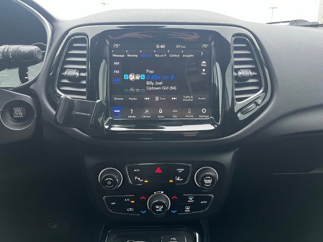 Used 2018 Jeep Compass Limited w/ Navigation Group image 12