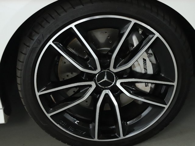 Used 2025 Mercedes-Benz CLA 35 AMG 4MATIC image 40