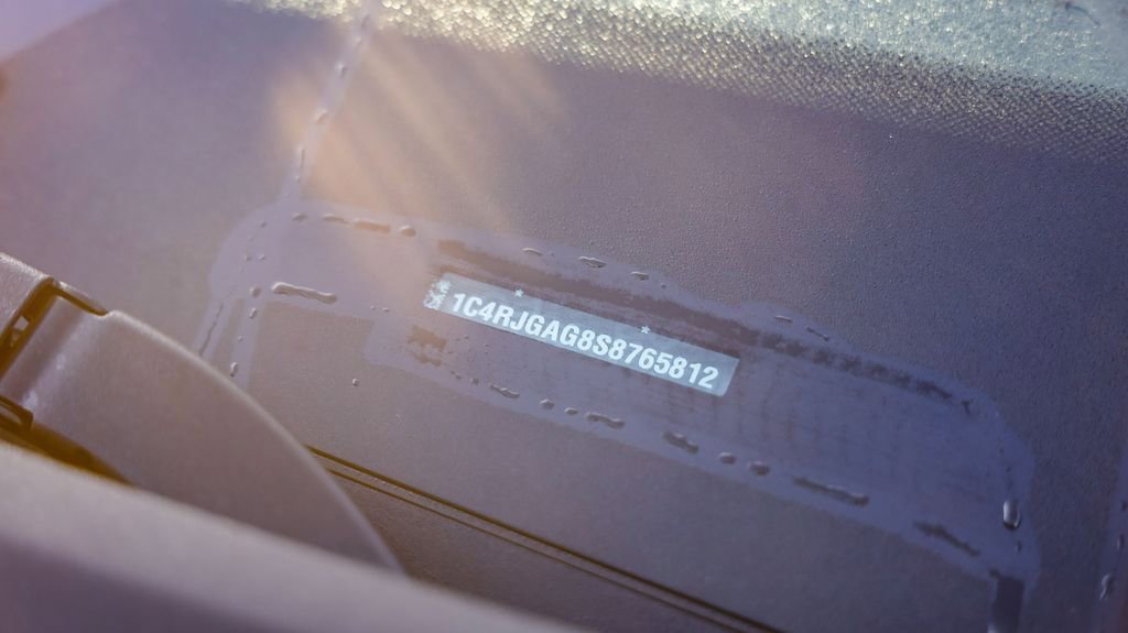 New 2025 Jeep Grand Cherokee Laredo X w/ Luxury Tech Group I image 29