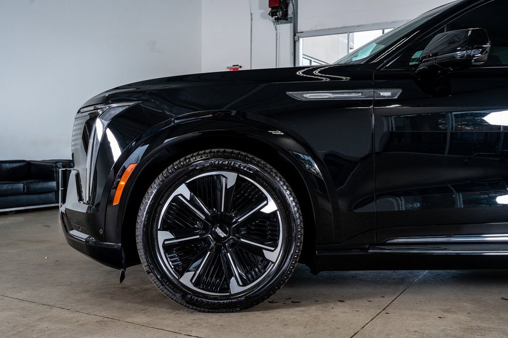 Used 2025 Cadillac Escalade IQ Sport 1 image 9