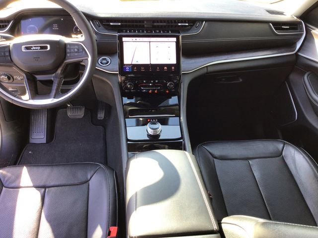 Used 2023 Jeep Grand Cherokee L Limited w/ Luxury Tech Group II RWD image 44