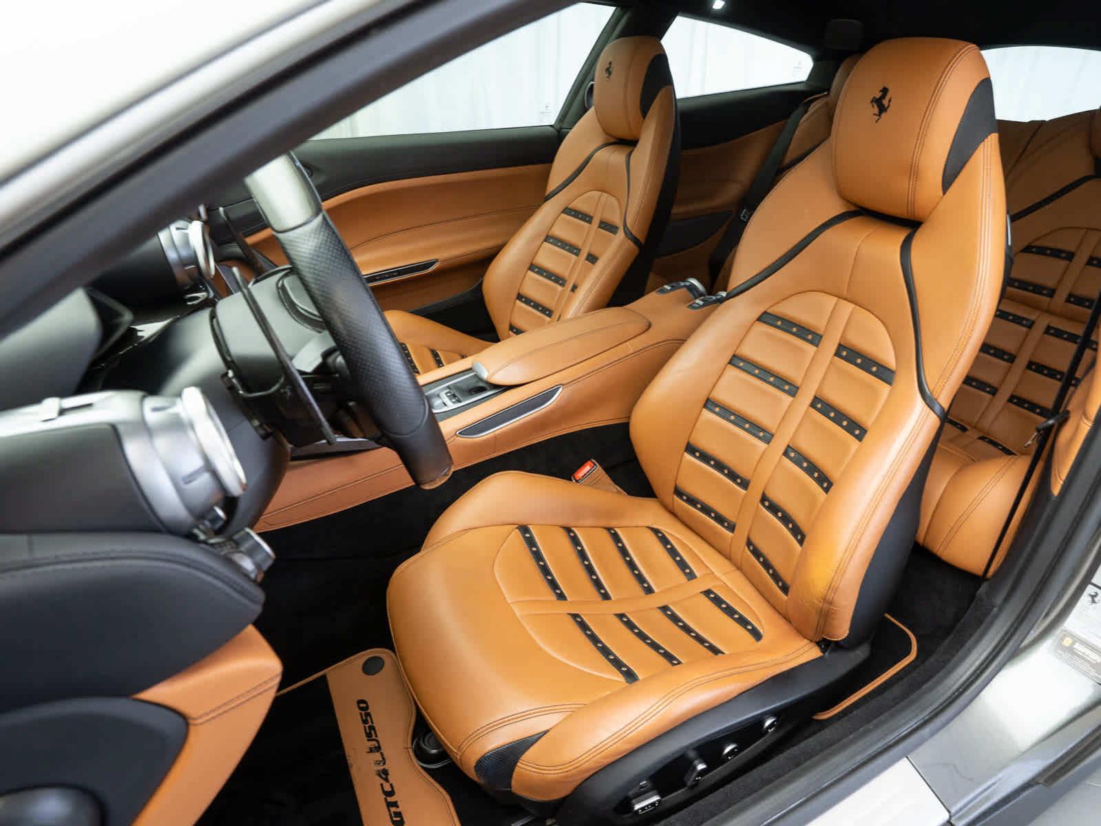 Certified 2018 Ferrari GTC4Lusso AWD/4WD image 15