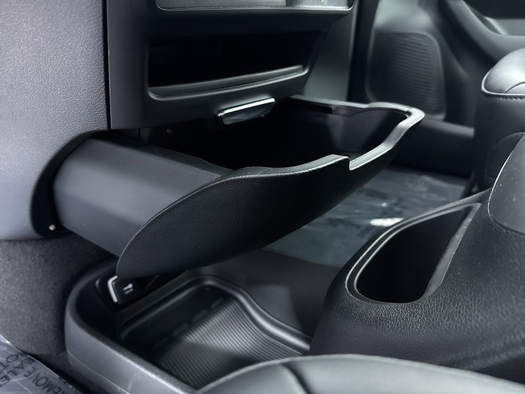 New 2026 Chrysler Voyager LX FWD image 32