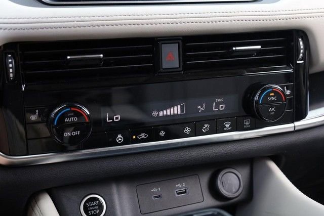 Certified 2023 Nissan Rogue SL image 17