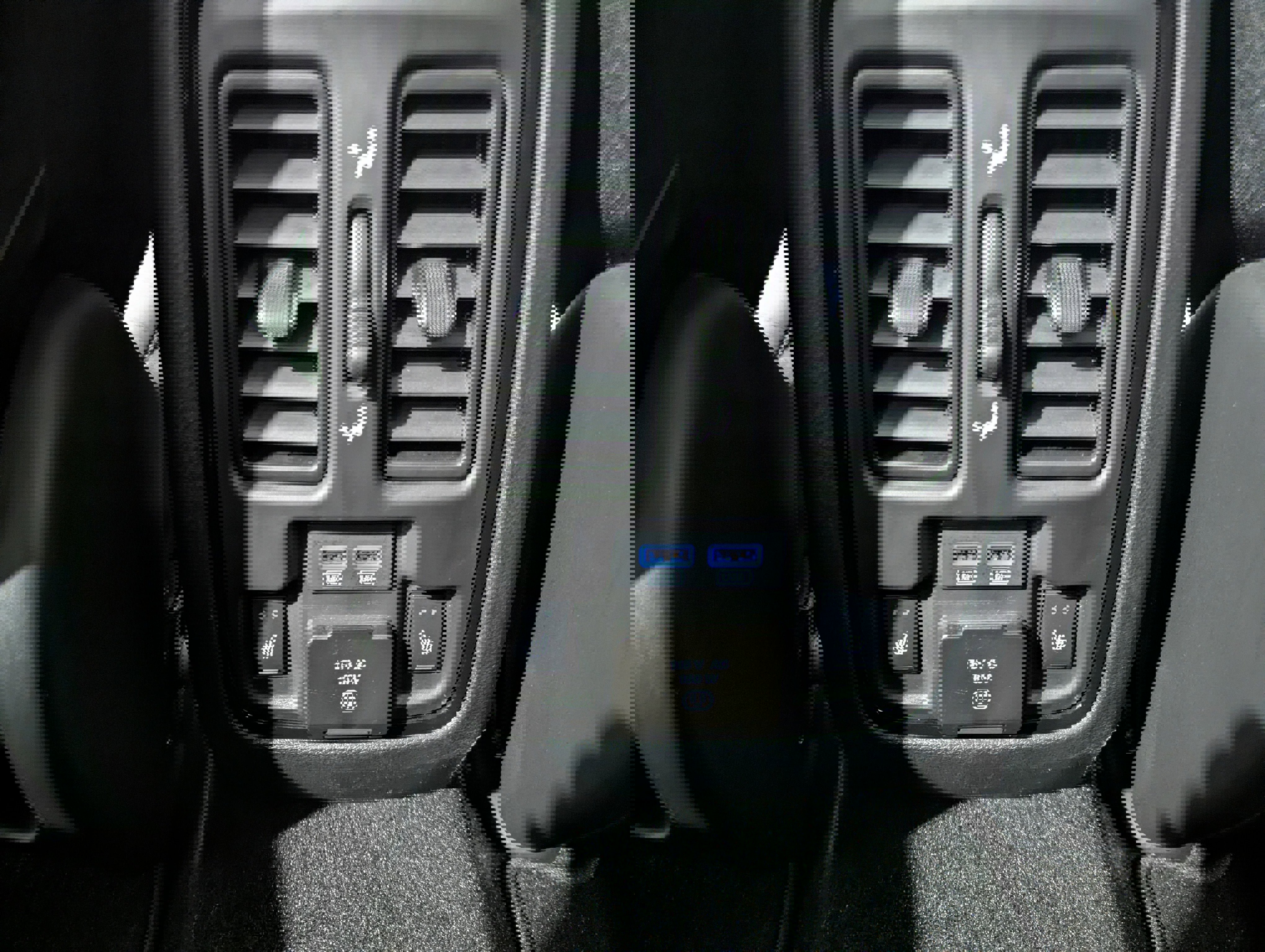 Used 2024 Dodge Durango GT image 14