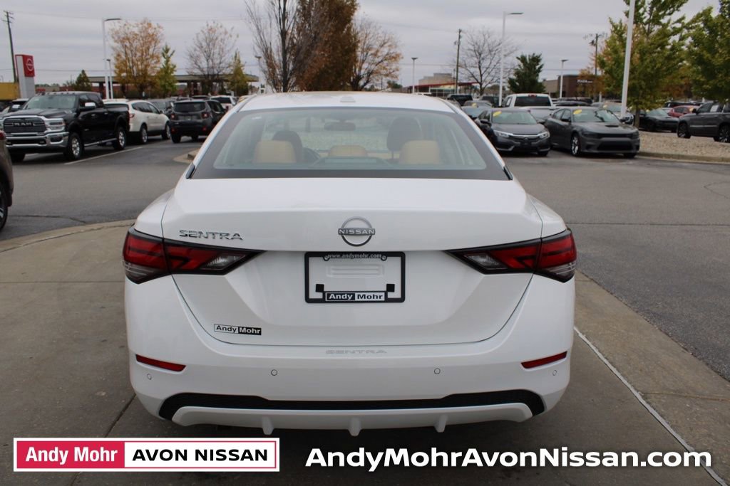 New 2025 Nissan Sentra SV w/ SV Premium Package image 4