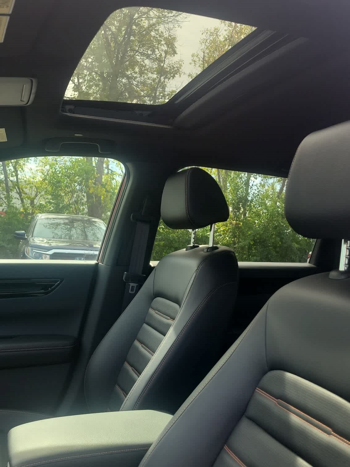 Used 2024 Honda CR-V Sport Touring image 10