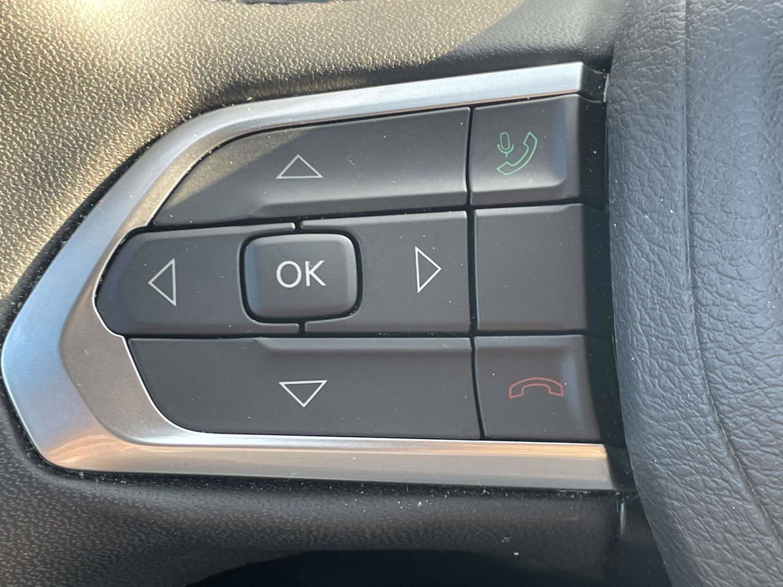 Certified 2024 Jeep Compass Latitude image 9