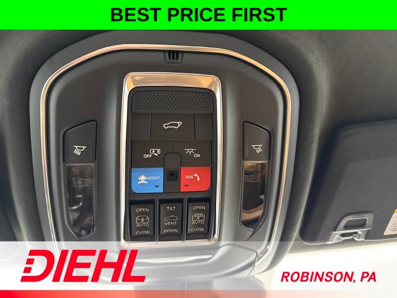 New 2026 Jeep Grand Cherokee L Summit w/ Advanced Protech Group IV AWD/4WD image 39