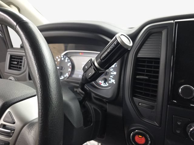 Used 2023 Nissan Titan SV w/ SV Convenience Package AWD/4WD image 25