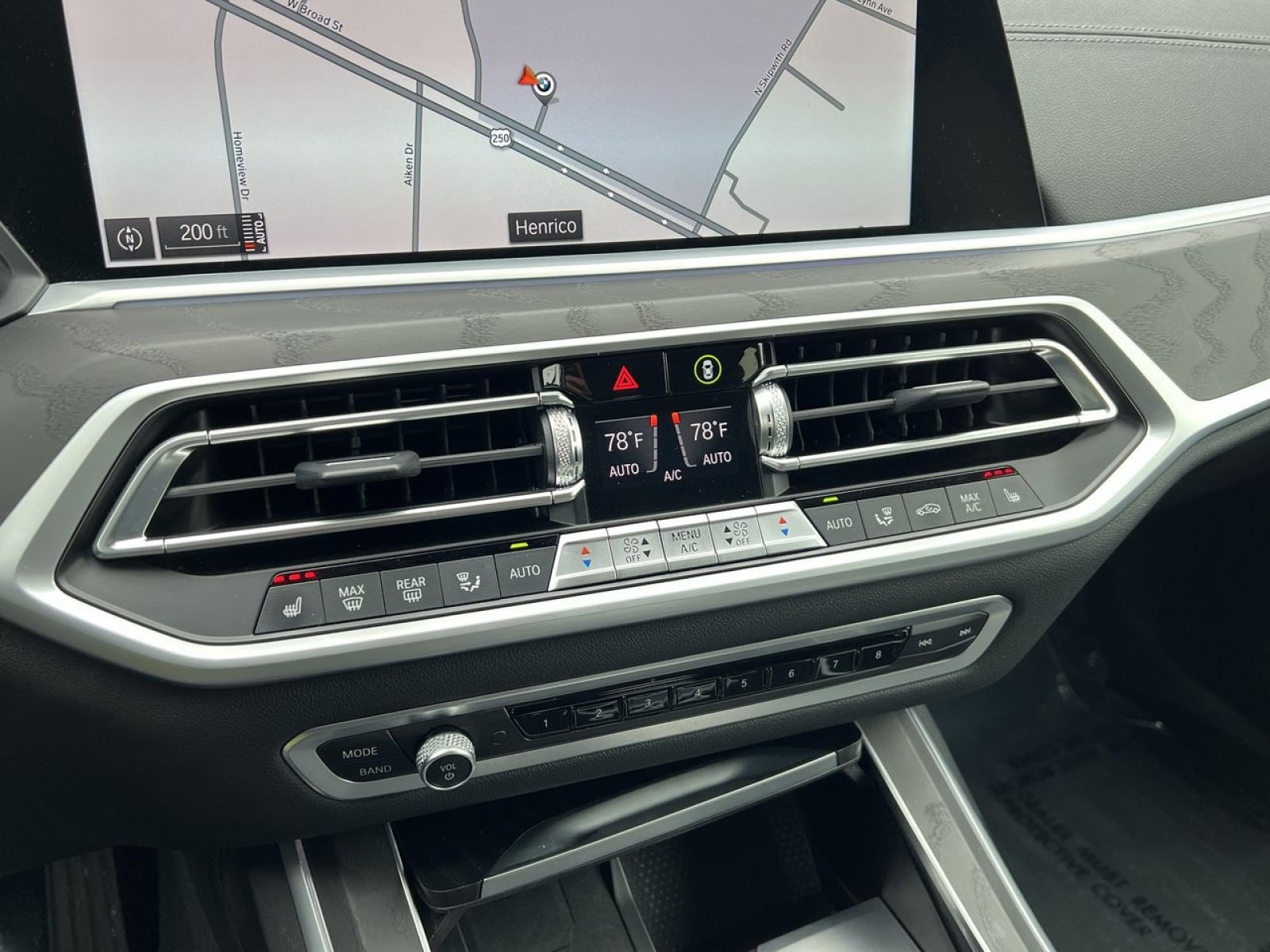 Used 2022 BMW X7 xDrive40i w/ Premium Package image 18