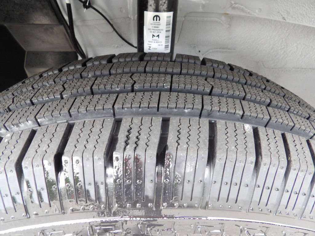 Used 2024 RAM ProMaster 2500 w/ Convenience Group FWD image 47