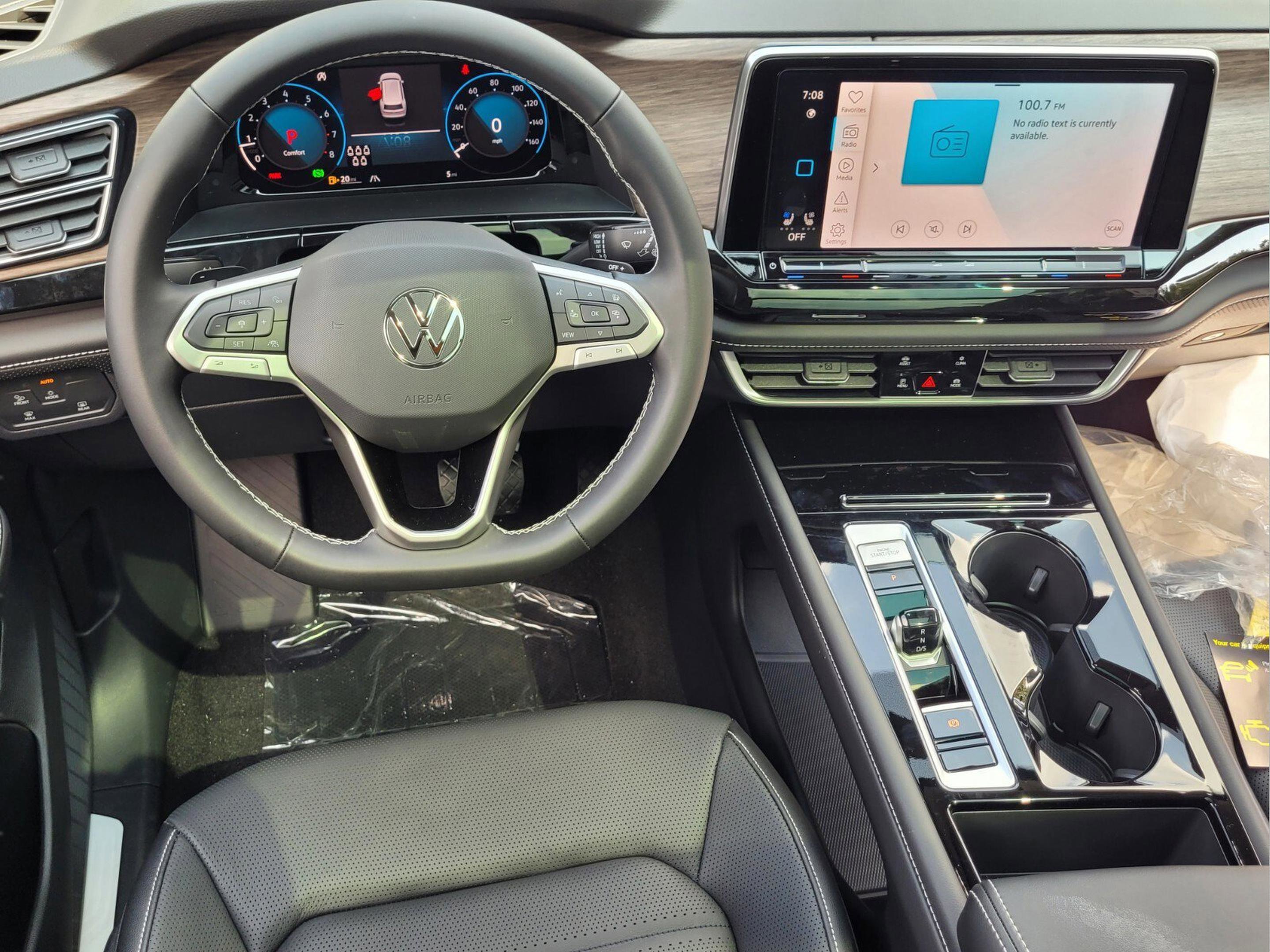 New 2026 Volkswagen Atlas SEL image 12