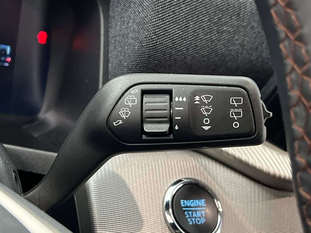 Used 2025 Ford Explorer Active image 48