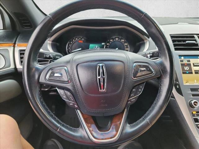 Used 2018 Lincoln MKZ Reserve w/ Luxury Package FWD image 16