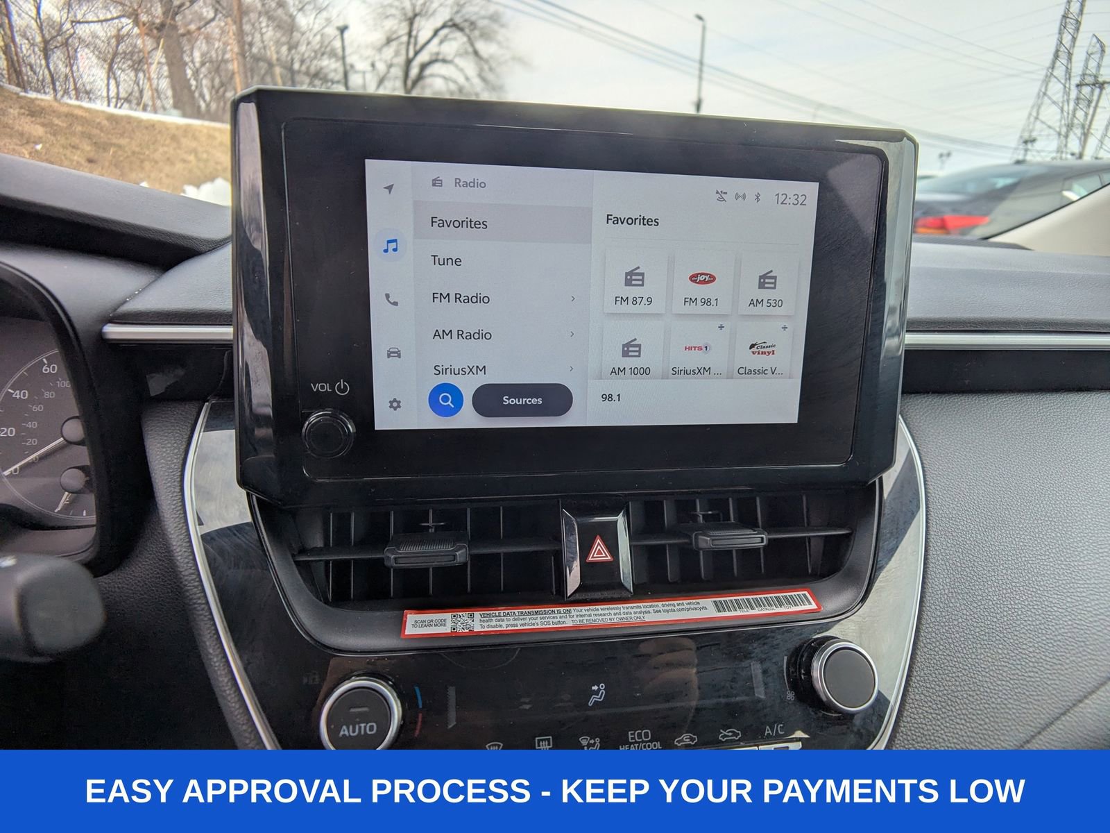 Used 2025 Toyota Corolla LE image 24