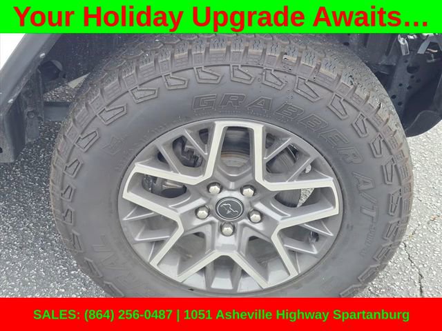 Used 2024 Jeep Wrangler Sahara image 19